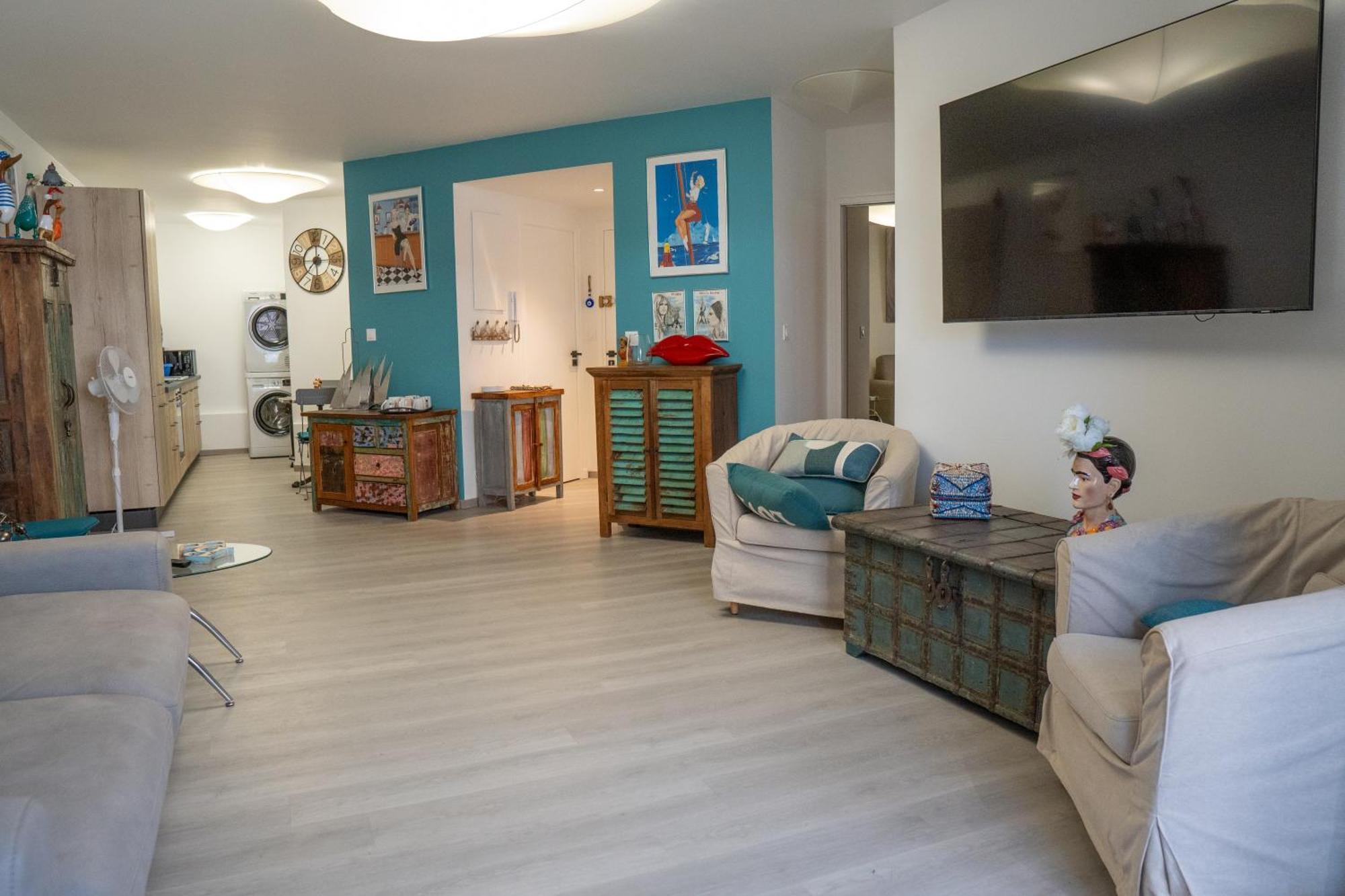 T2! 3 Ou 4 Personnes Centre Ville Neuf Avec Garage Sanary-sur-Mer Esterno foto